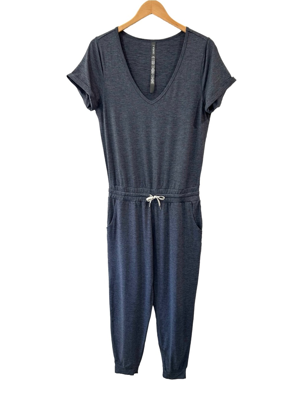 Vuori women’s All Day Jumpsuit M Azure Heather pockets jogger athleisure lounge